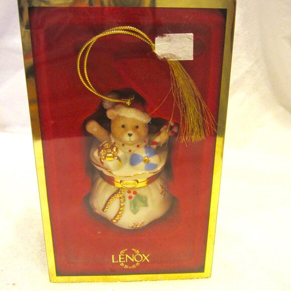 LENOX "A BEARY MERRY CHRISTMAS" BOX ORNAMENT COLLECTION W/BOX - Picture 1 of 6